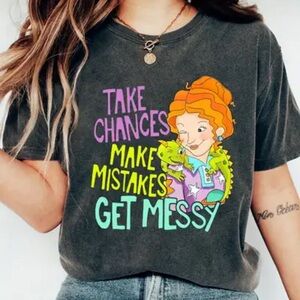 Take Chances Make Mistakes Graphic tee medium dark grey